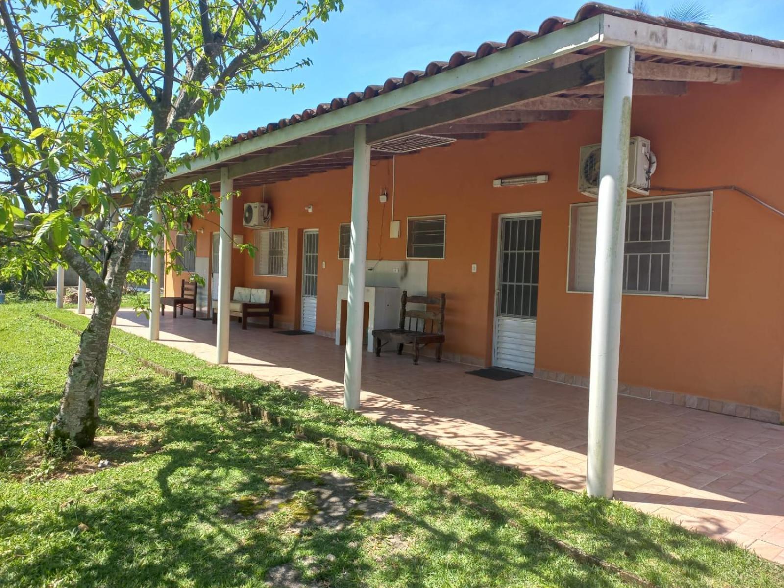 Locacao P Final De Semana Mourada Terrea Hotel Caraguatatuba Kültér fotó